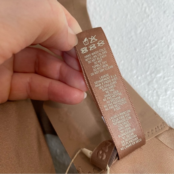 NWT SKIMS Ultimate Collection Push Up Plunge Bra in Sienna 42D - Picture 9 of 10